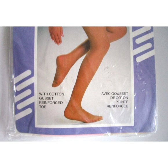 Vintage Just For You Silky Control Top "Pastel Pink" Pantyhose - P 9960 Size A - Picture 5 of 5